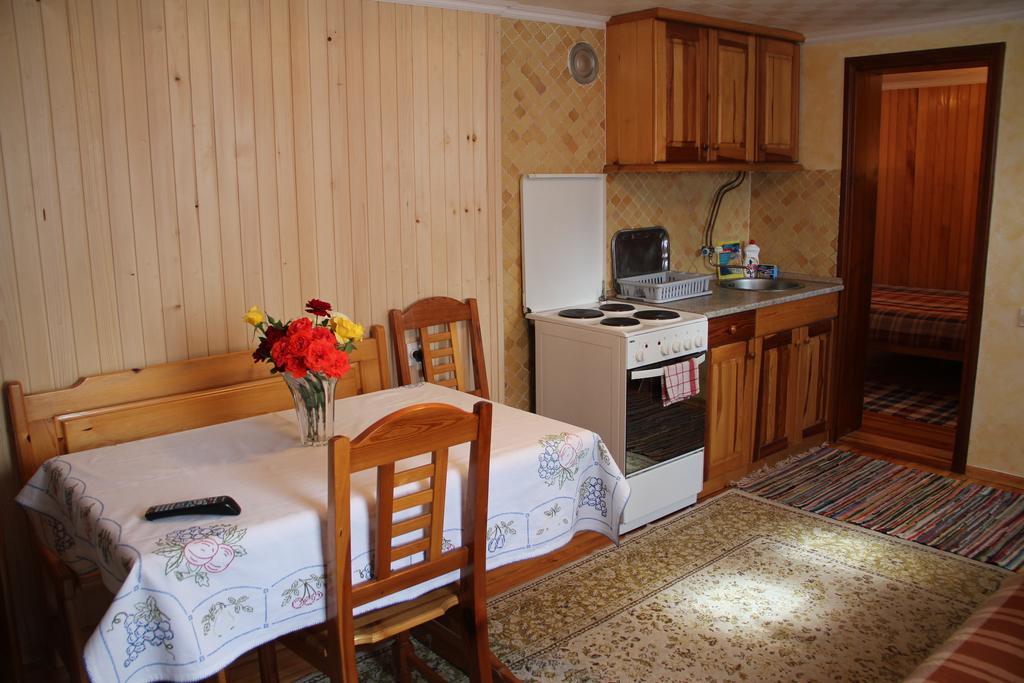 Apartmani U Borovoj Sumi Златибор Номер фото